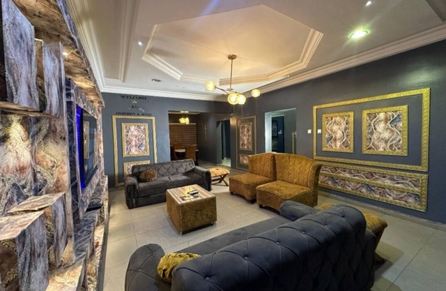 Spacious 3-bedroom apartment in excellent Abuja with AC, WiFi, fitness room