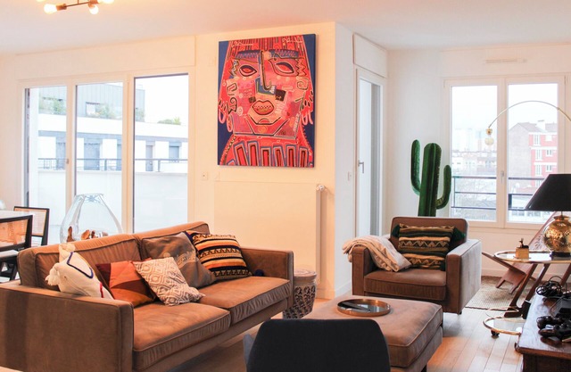 Spacious 3 Bedrooms with Terrace Saint Ouen