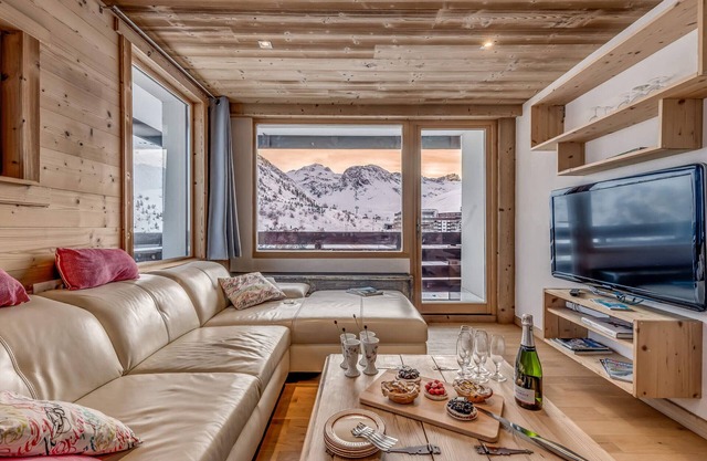 Spacious 3-room renovated apt with Wifi in Tignes, 5 people, balcony