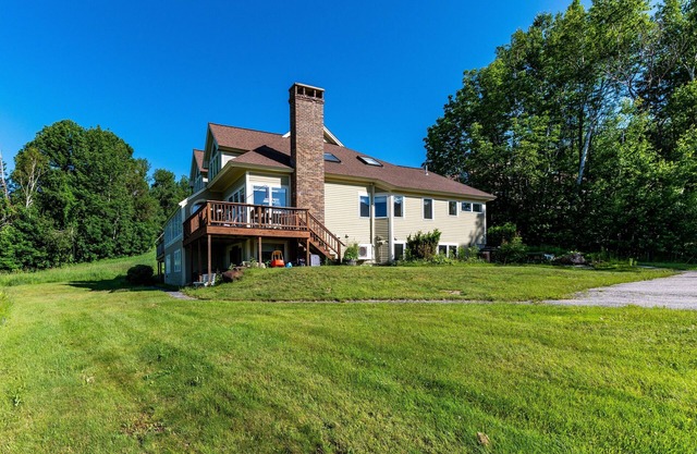 Spacious 4 bd 3.5 ba townhouse, sleeps 8