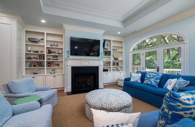 Spacious 4-bed home in Seabrook Island, perfect for families and golf enthusiasts Amenity Cards