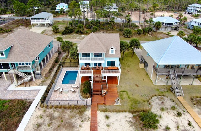 Spacious 4 Bedroom Gulf Front Home with large deck overlooking Gulf of Mexico