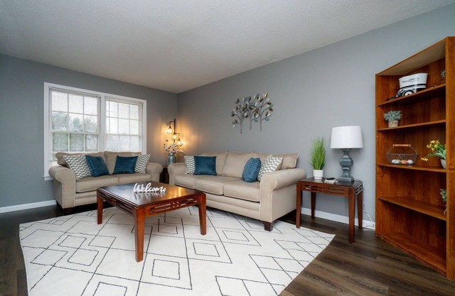 Spacious 4-Bedroom Retreat & Pet-Friendly Fenced Yard!