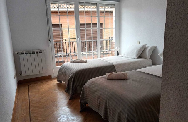 Spacious 4-Bedroom Home - Perfect for 8 Guests