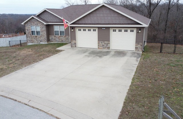 Spacious 4-Bedroom Home Near Fort Leonard Wood with Fenced Backyard