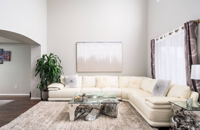 Spacious 4 BR House in Centennial