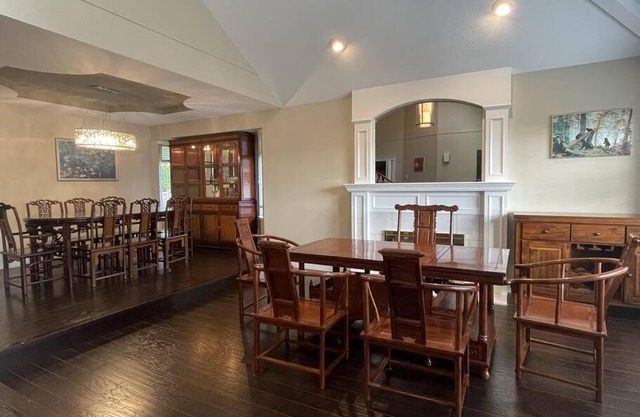 Spacious 5-bedroom home with parking