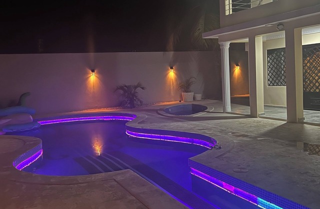 Spacious 5-bedroom villa with WiFi and AC in lovely Barahona