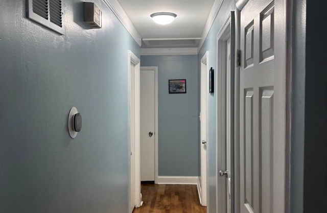 Spacious 7-bedroom house in enchanting Camp Springs with AC, WiFi