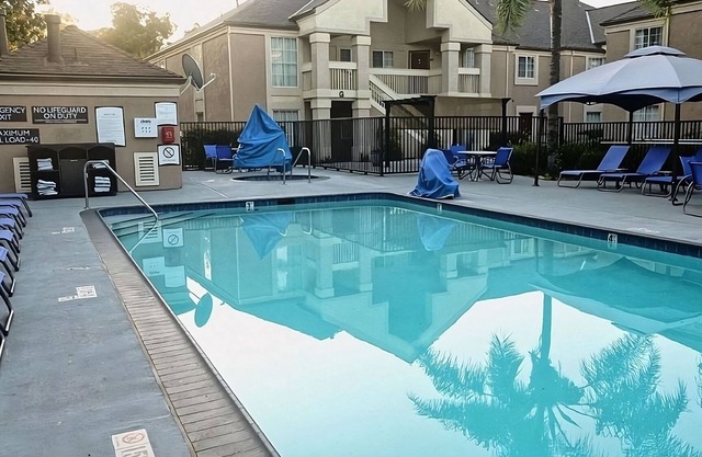 Spacious Accommodation w/Full Kitchen Near Louisiana State University Campus!