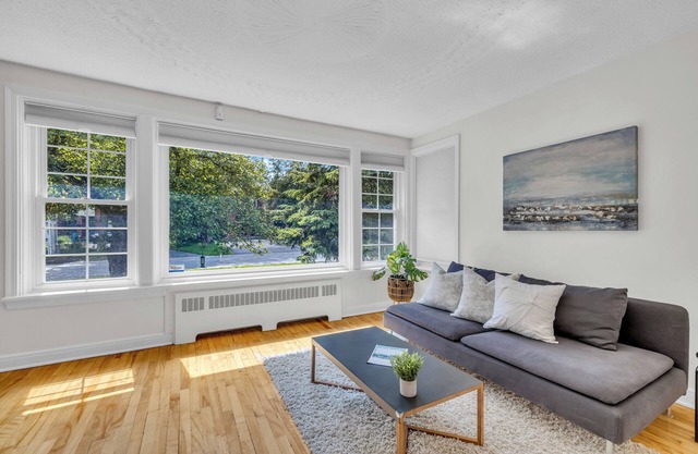 Spacious and Bright Hidden Gem in Trendy Westboro!