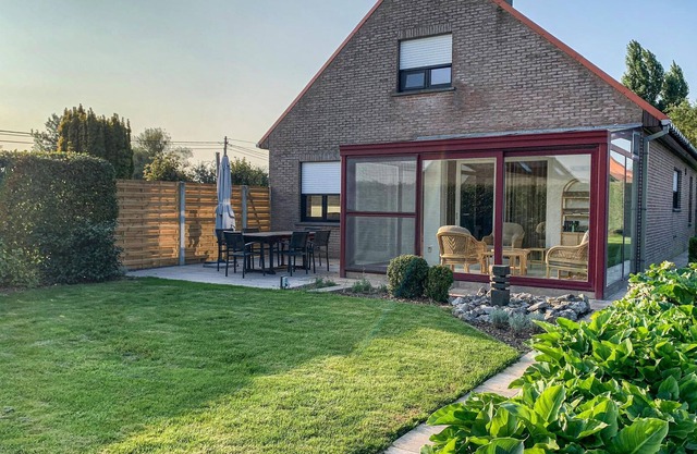 Spacious and very well maintained vacation home in a beautiful location near the city of Ypres.