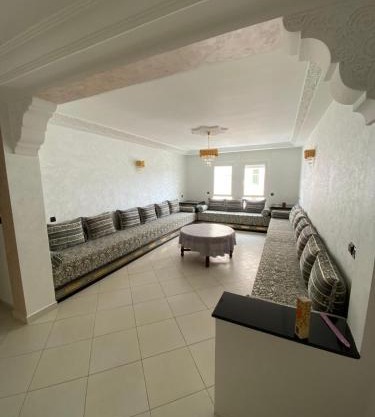 Spacious Apartment F5 Tangier
