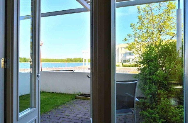 Spacious Apartment close to the sea with 2 patios