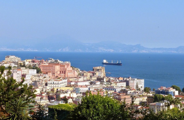 Spacious Apartment in C1900 Palazzo. Quiet and Secure Position. Wi-FI