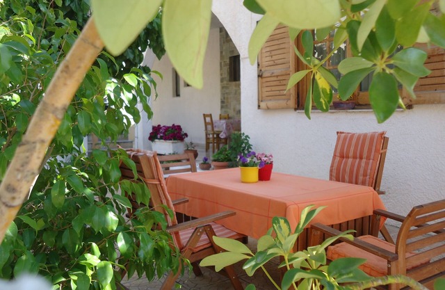 Spacious Apartment with big patio, minutes from the beach