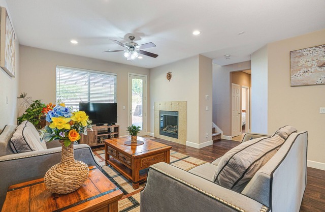 Spacious Bay Point Family Home w/Private Yard!