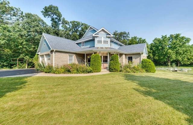 Spacious Beloit Retreat: Close to Parks & Trails!