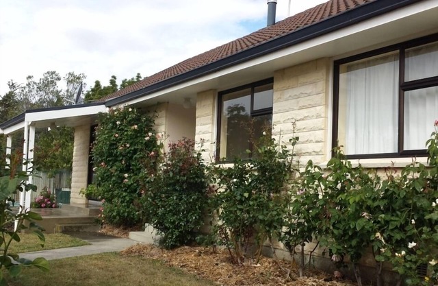 Spacious, comfortable holiday home by the lakes.