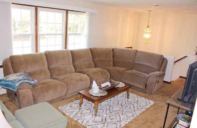 Spacious Country Home near Hershey Park, LVC, and In the Net