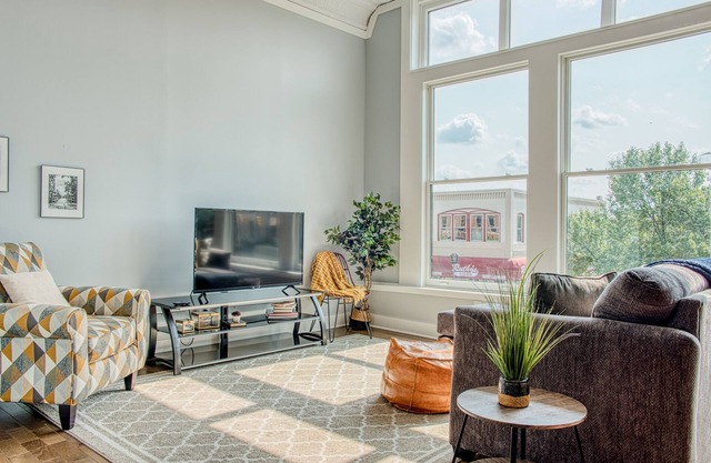 Spacious Downtown Owosso Loft