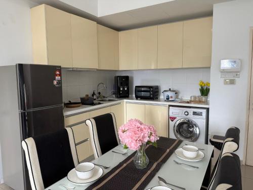 Spacious Family 3R2B Encornp Strand IVF by LUVIT STAY