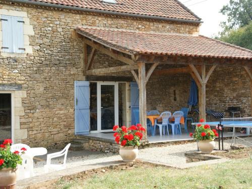 Spacious Holiday Home in Besse with Swimming Pool