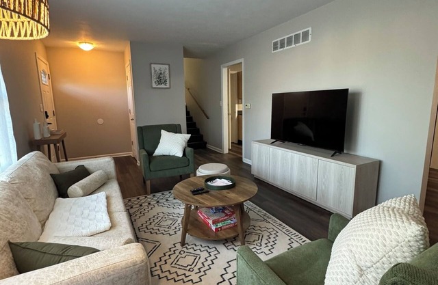Spacious home, 5 mins to Missouri Valley College