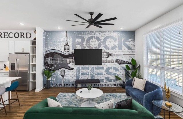 Spacious Home with Large Patio, Rooftop Deck & Garage