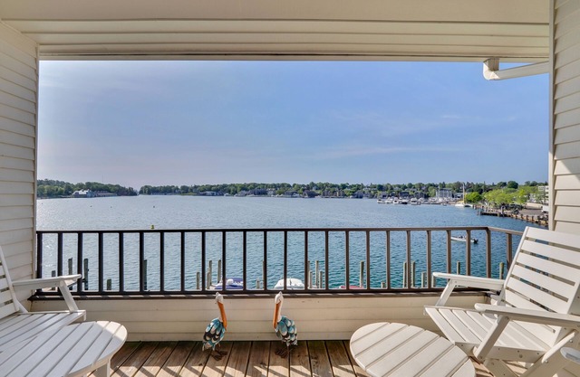 Spacious Lake Charlevoix Condo | Downtown Charlevoix | Pool, Hot Tub, Sauna