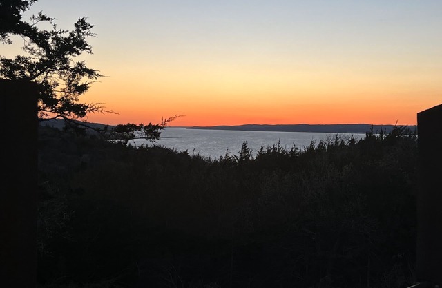 Spacious Lakeview Cabin Minutes from Private Beach