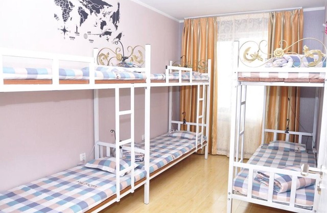 Spacious Mongolian Inn - Unit 2