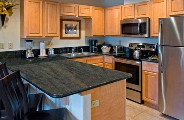 Spacious Mountain Getaway! - Get together with this 8 Occupants Unit