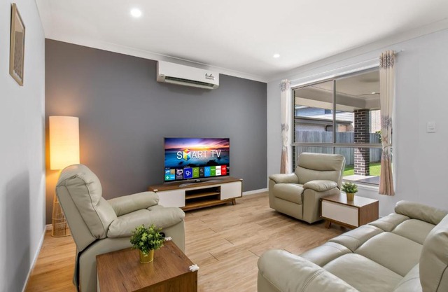 Spacious Newly Furnished 4BD Family Retreat