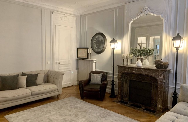 Spacious Parisian Apartment Steps from Arc De Triomphe