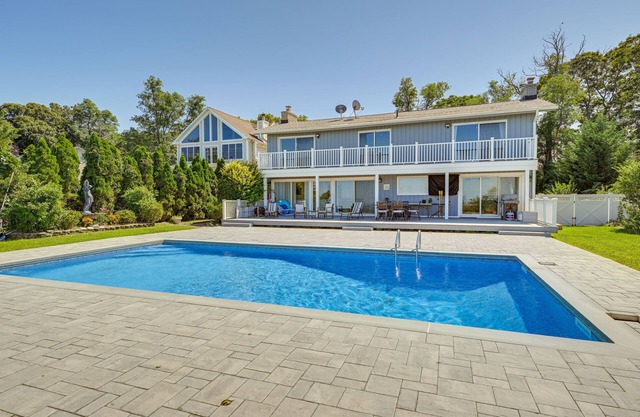 Spacious Rocky Point Retreat w/Al Fresco Dining!