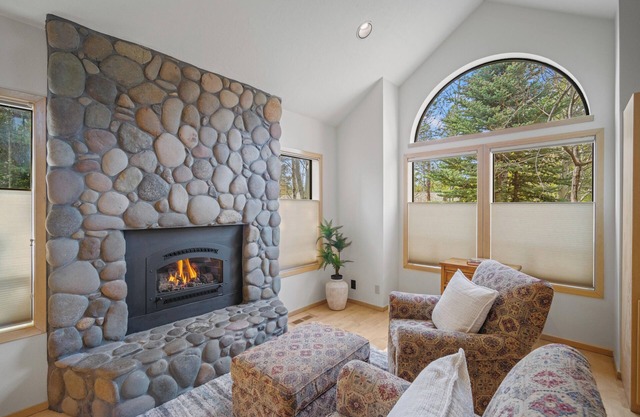 Spacious Sunriver Escape with Game Room and Family Fun