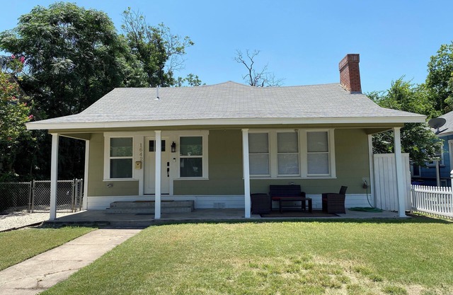 Spacious, updated home with large deck 10 minutes from downtown!