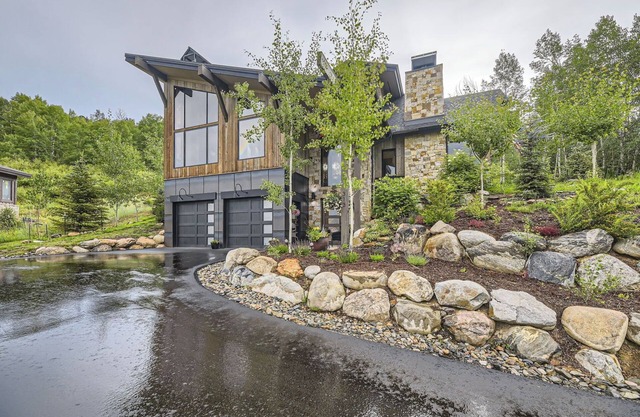 Spacious Upscale home with gourmet entertainers' kitchen in Summit County, CO