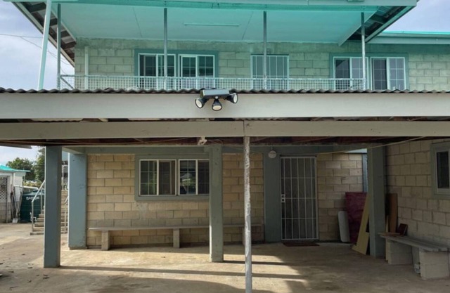 Spacious Upstair 3-bedroom apartment with WiFi, AC in beautiful Fanga o pilolevu