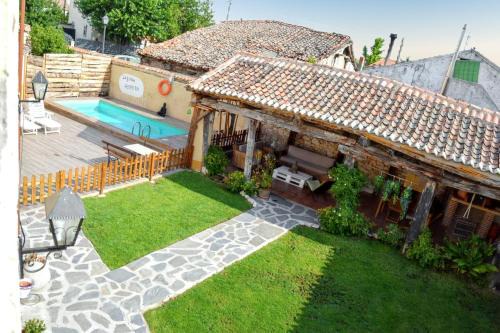 Spacious villa with private pool - Campo de Cuéllar