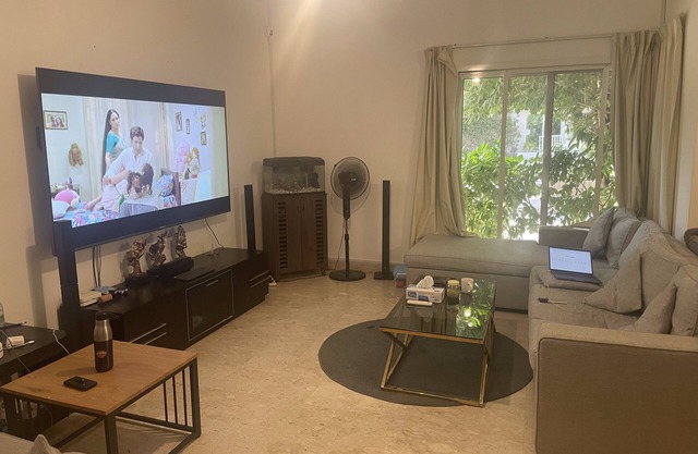 Spacious villa with 4 bedrooms in Dubai near to International Airport