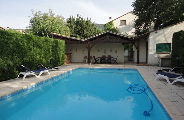 Spacious Villa with large private Pool and Air-conditioning in all 5 bedrooms