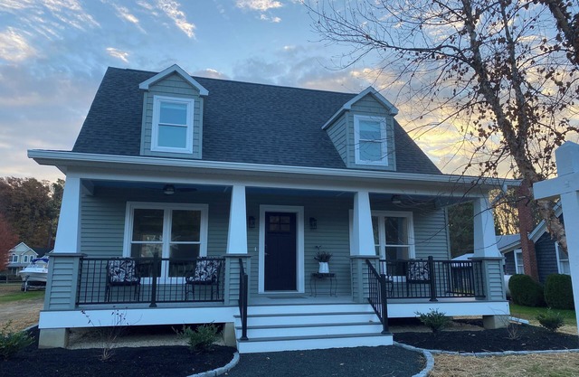 Sparkling new! A Craftsman-style cottage in the heart of Rock Hall