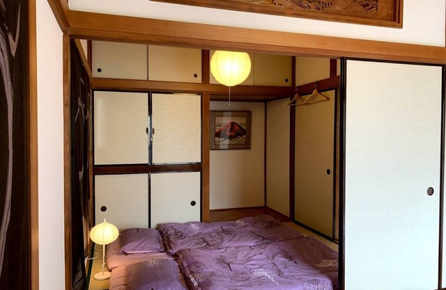 Special private accommodations allowed/Good location/Keikyu Kamata Station 6 min/Haneda Airport 8 min/Entire building for rent/Ideal for families and groups and groups/Free Internet Wi-Fi/Kid's room
