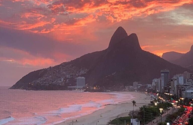 Spectacular Beach Front Apartment With The Best Location On Ipanema Beach