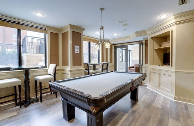 Spectacular Condo At Ballston With Gym