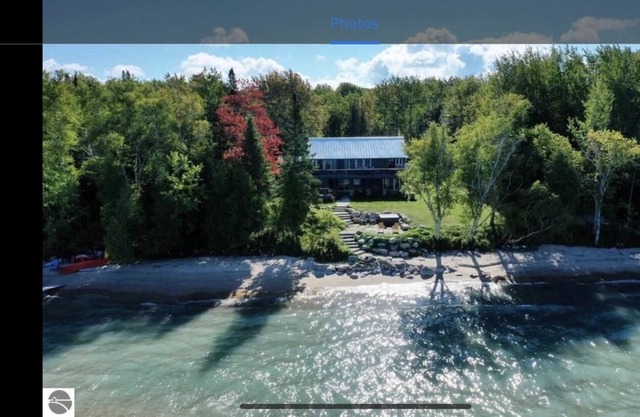 Spectacular Lake front available for monthly rentals