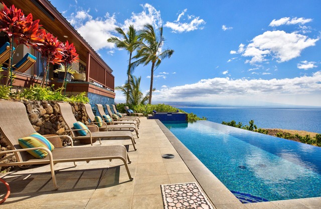 Spectacular Ocean Views, Luxury Resort-style Home, Waterfront Privacy