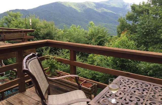 Spectacular View of Grandfather Mountain!